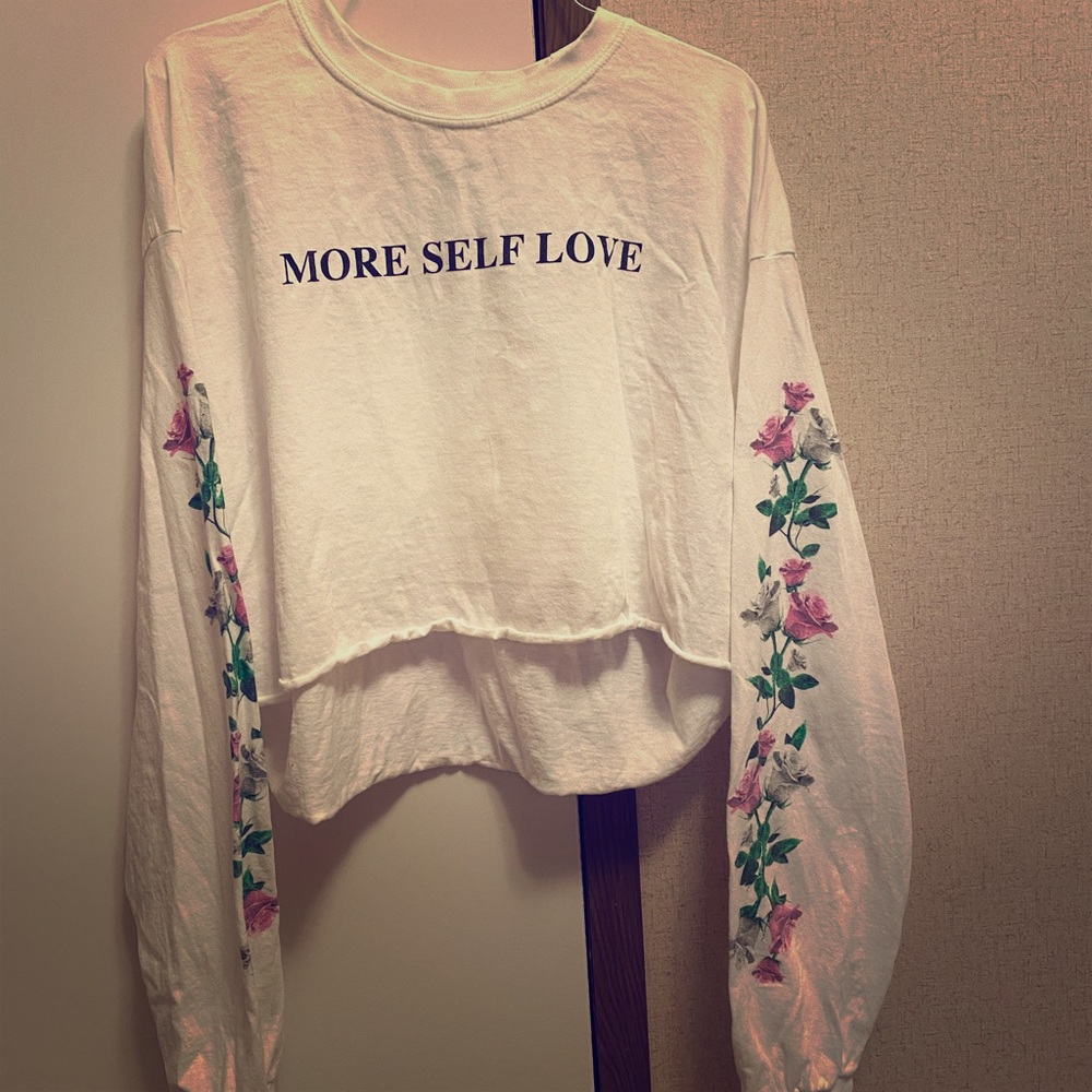 Rue 21 crop long sleeve